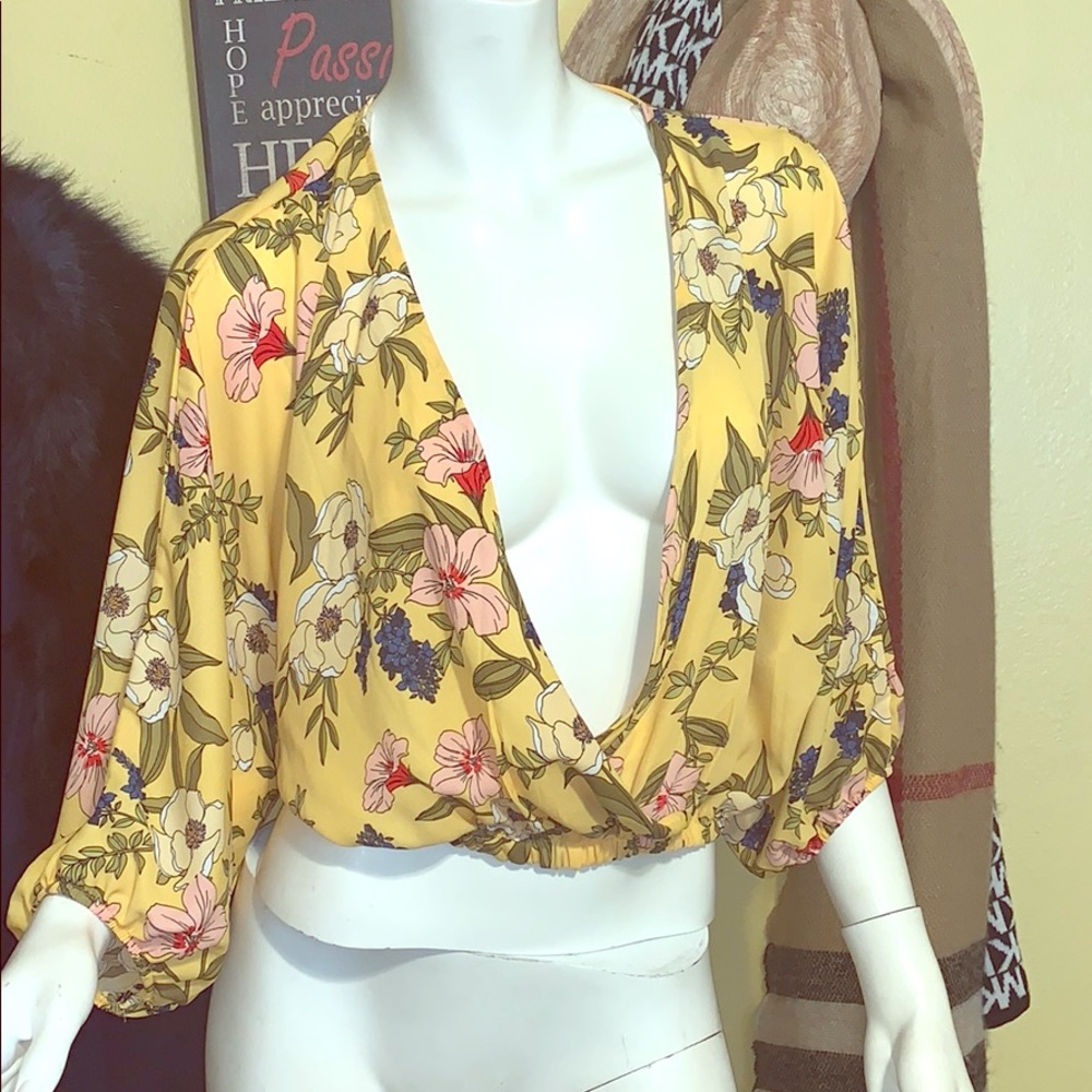 New yellow blouse 👚❤️